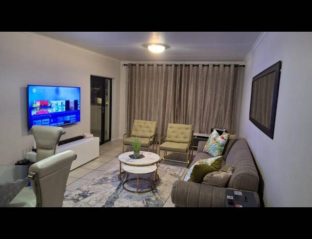 2 BEDROOM APARTMENT FOR SALE IN KYALAMI AH